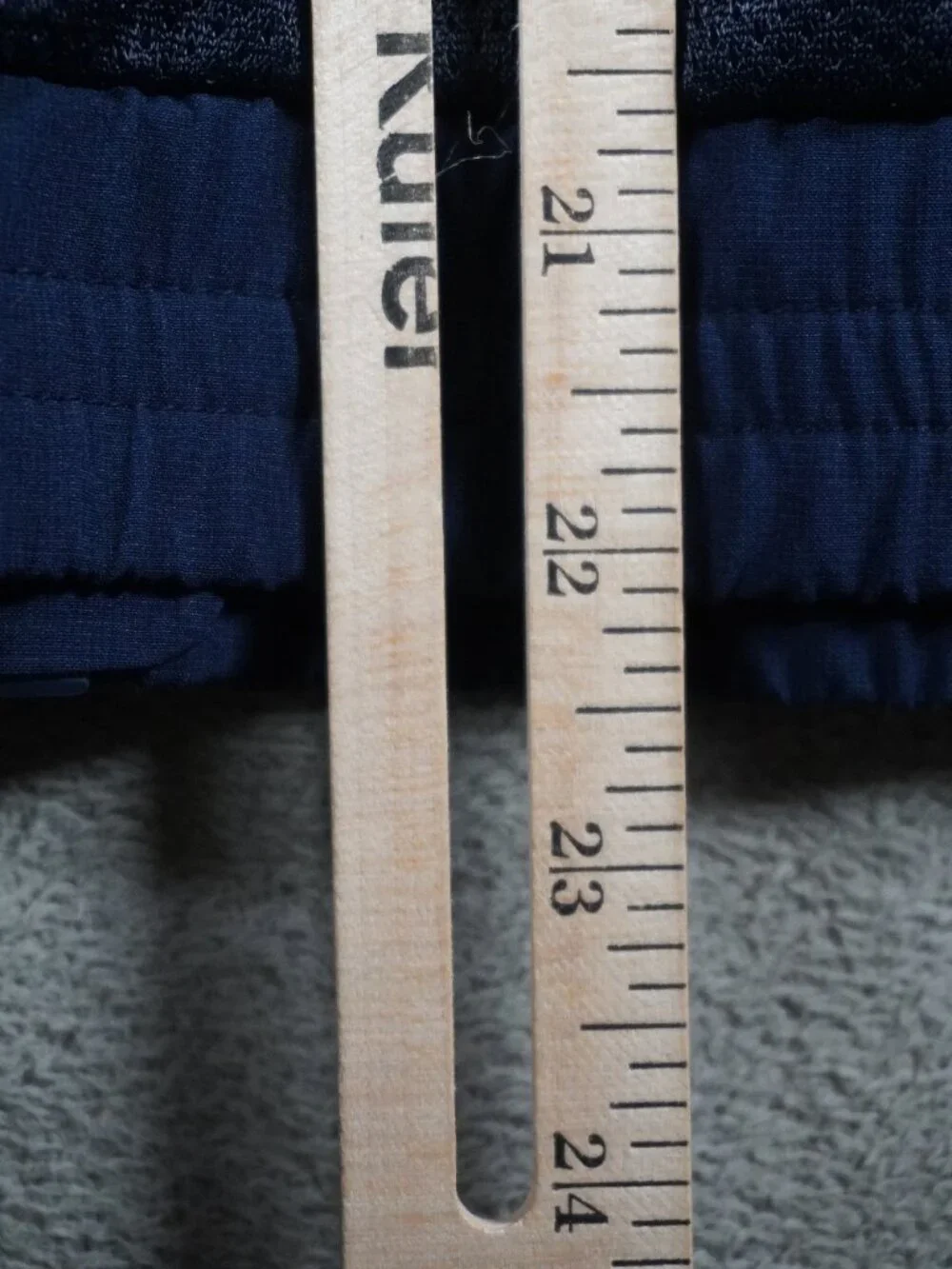 Figs Navy Sydney Scrub Jacket in Small - Picture 14 of 16